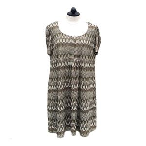 Dressbarn woman’s Green zigzag Chevron Dress